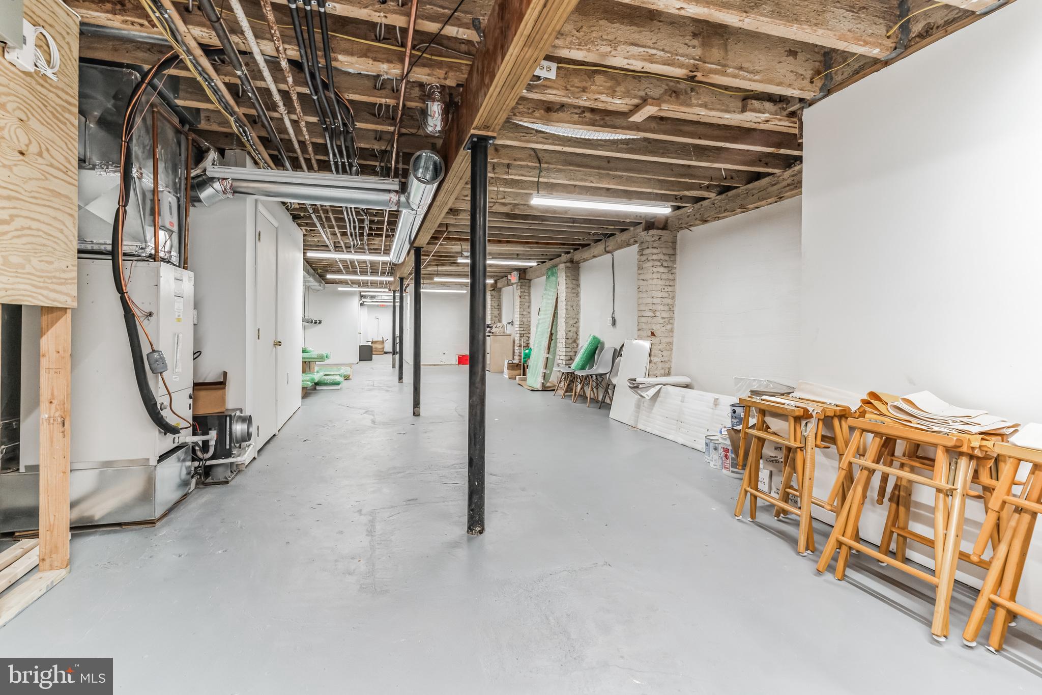 WASHINGTON SQ WEST - Commercial Sale