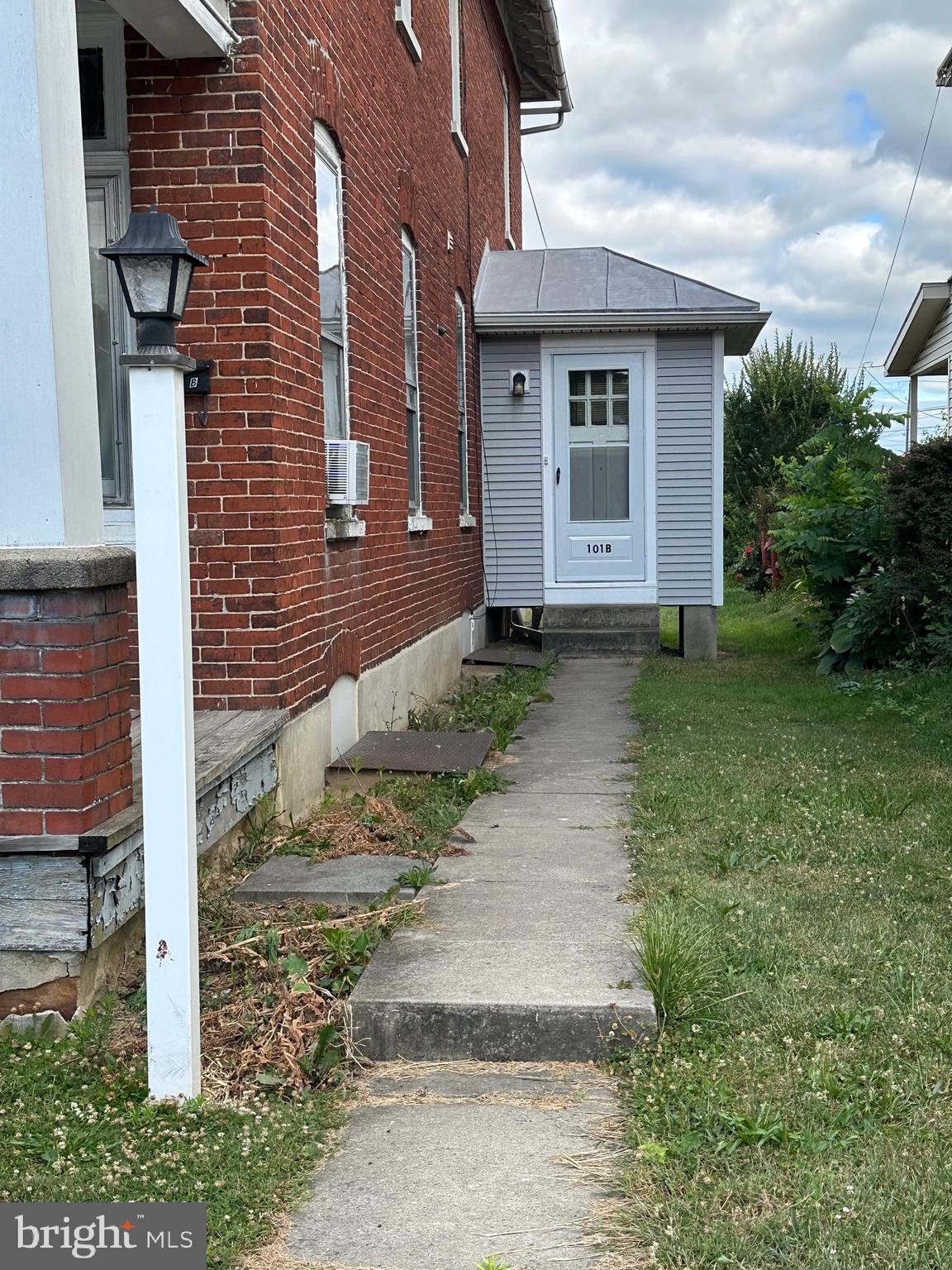 NONE AVAILABLE - Residential Lease