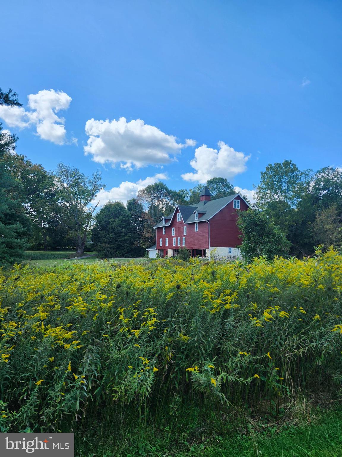 PENNSBURY HGTS - Residential