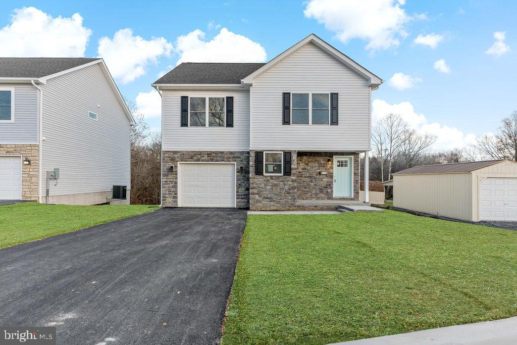 CITY OF MARTINSBURG - Residential