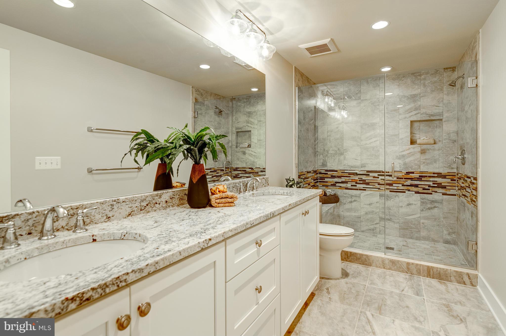 LEXINGTON HEIGHTS - Residential