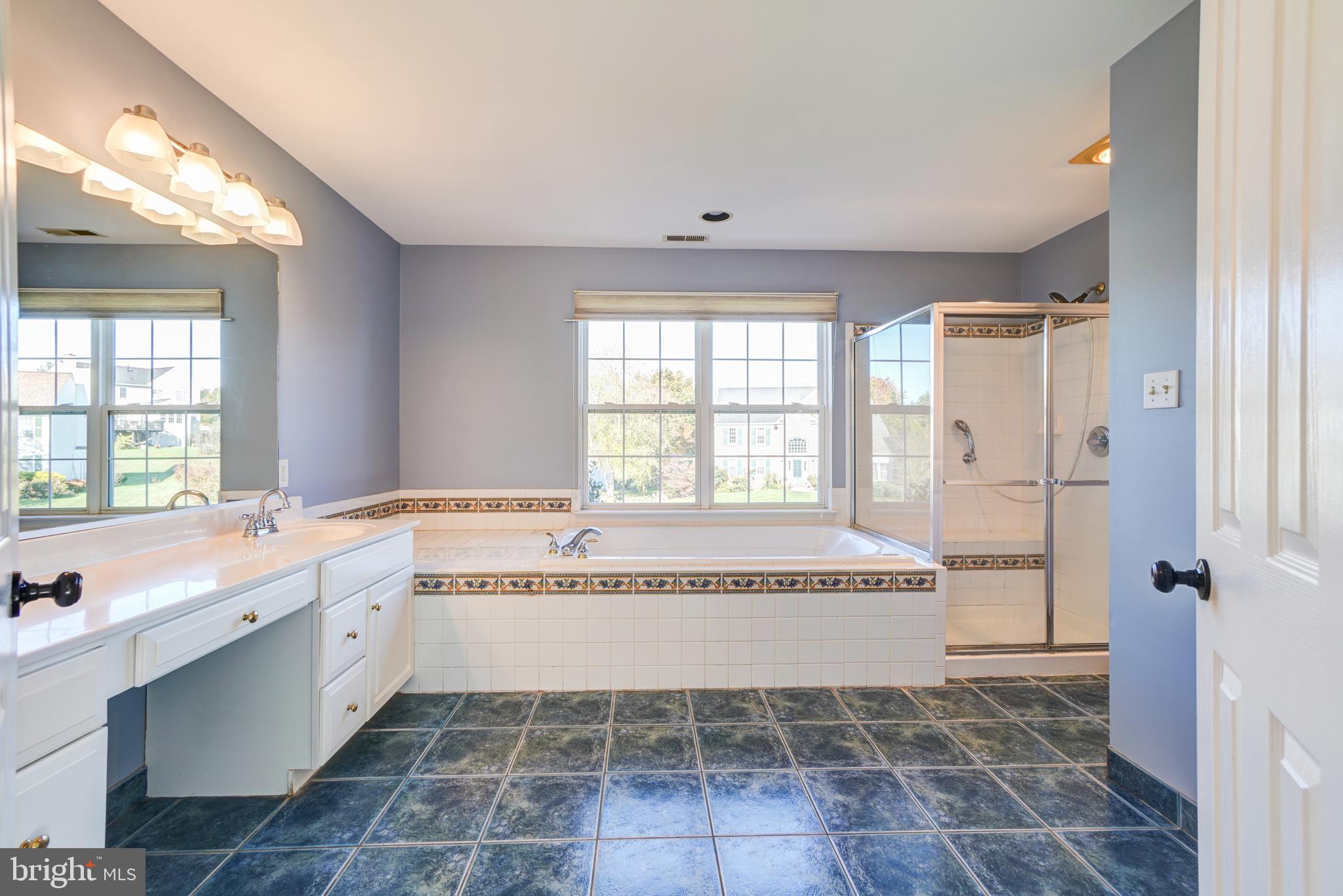 MANORWOOD - Residential
