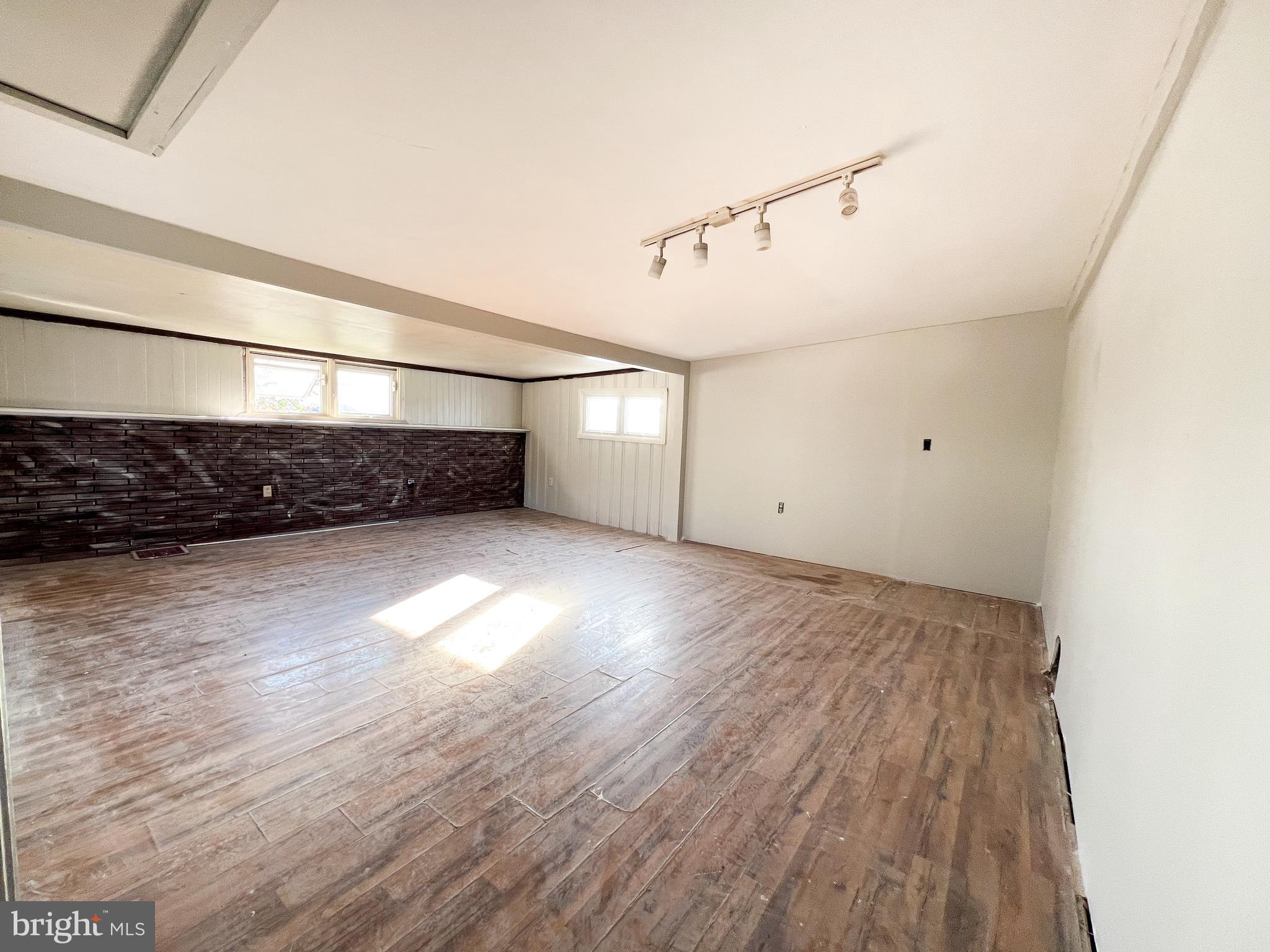 LEWISTOWN BORO - Residential Income