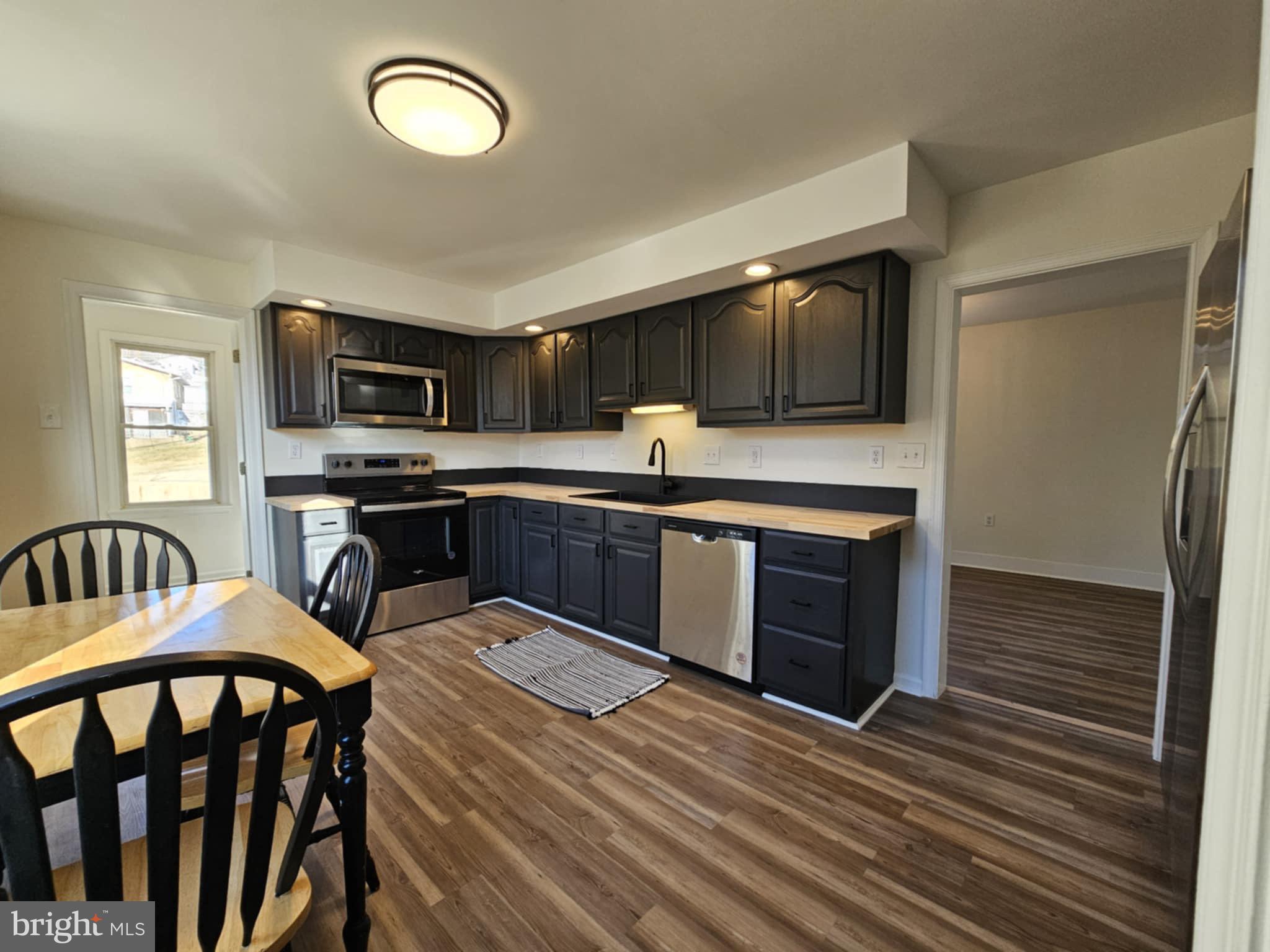 DOWNTOWN BRUNSWICK - Residential