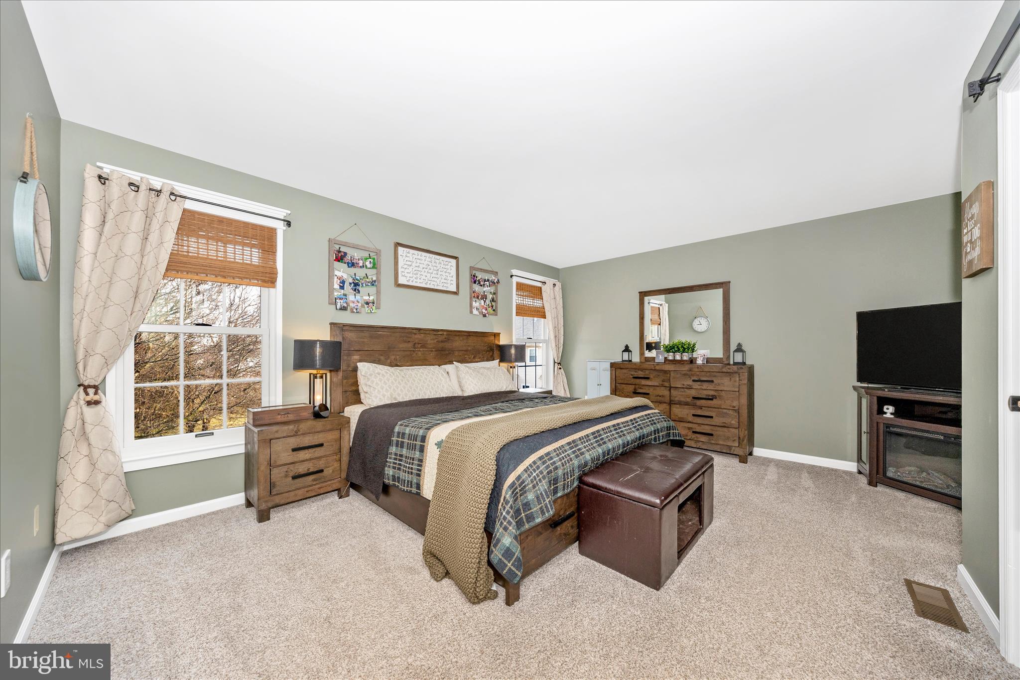 WILLOW BROOK - Residential
