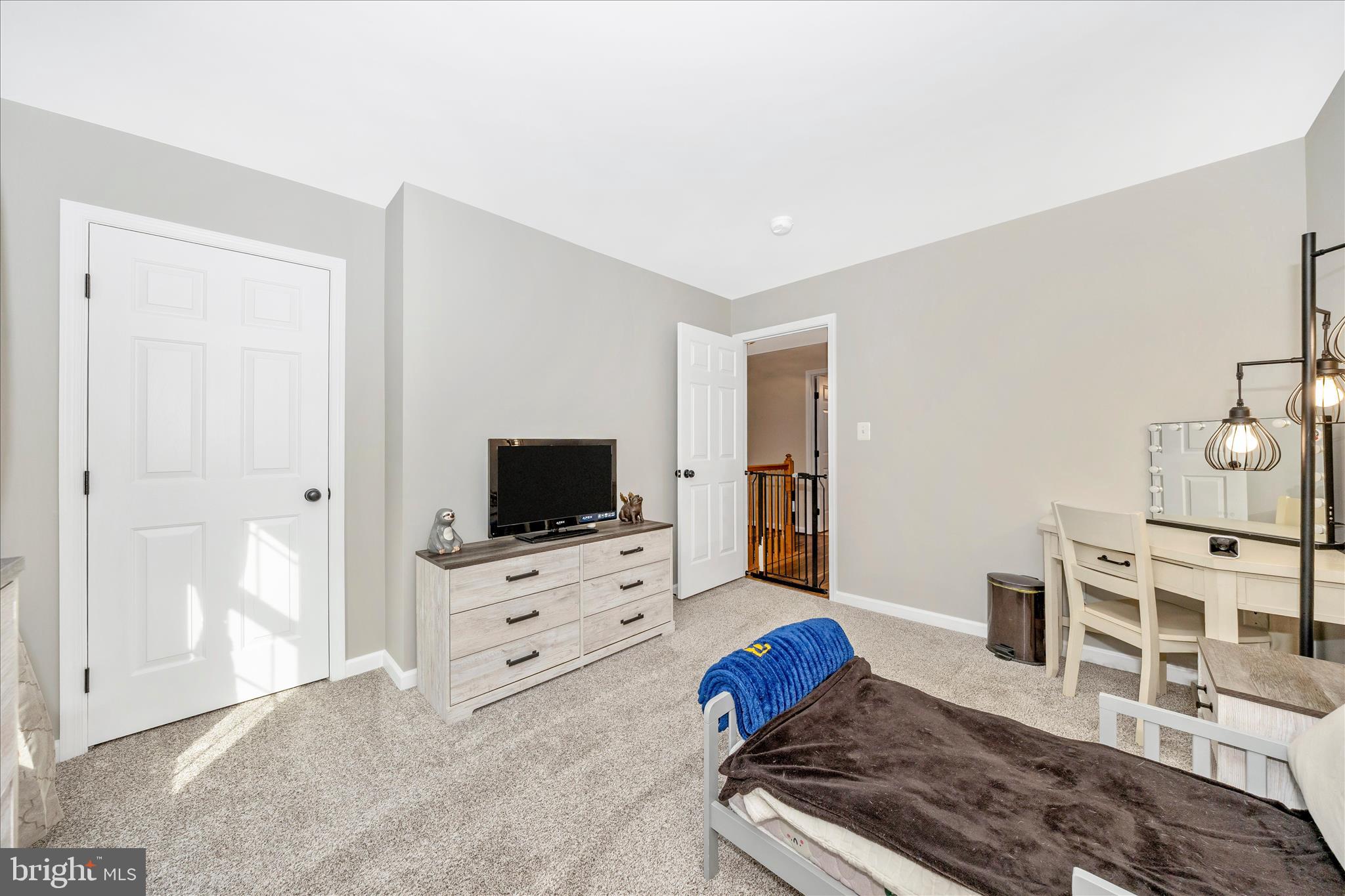 WILLOW BROOK - Residential