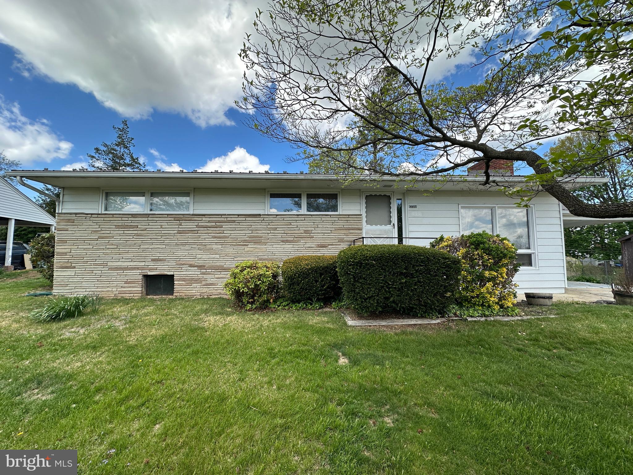 GREENBERRY HILLS - Residential