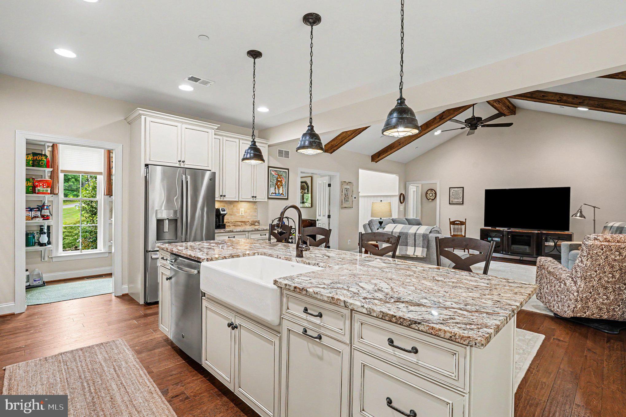AINSLEY FOREST - Residential