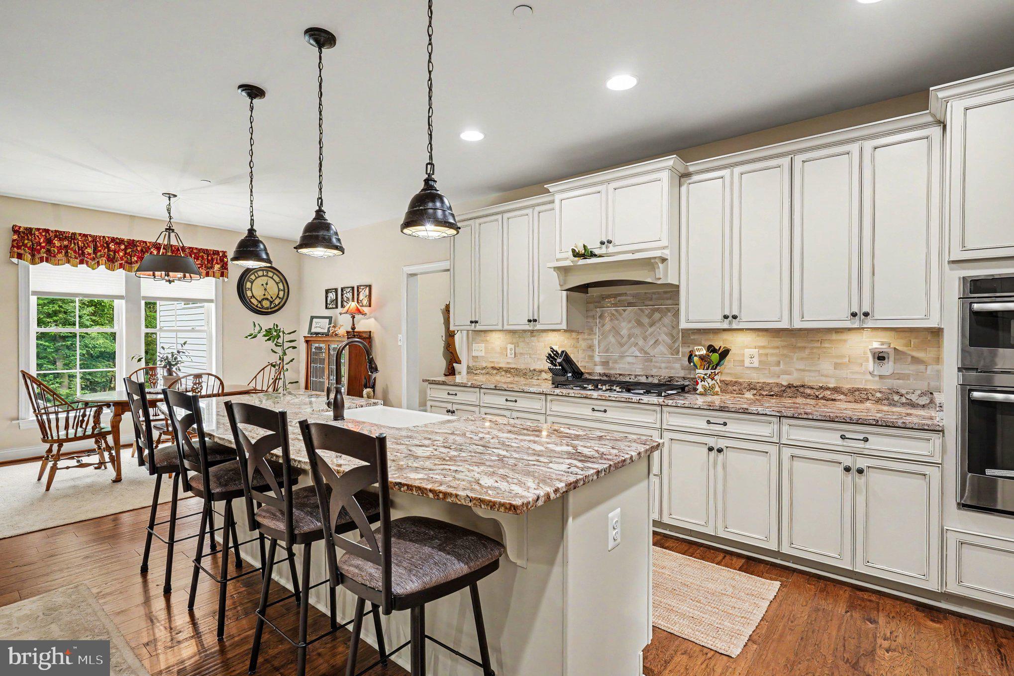 AINSLEY FOREST - Residential