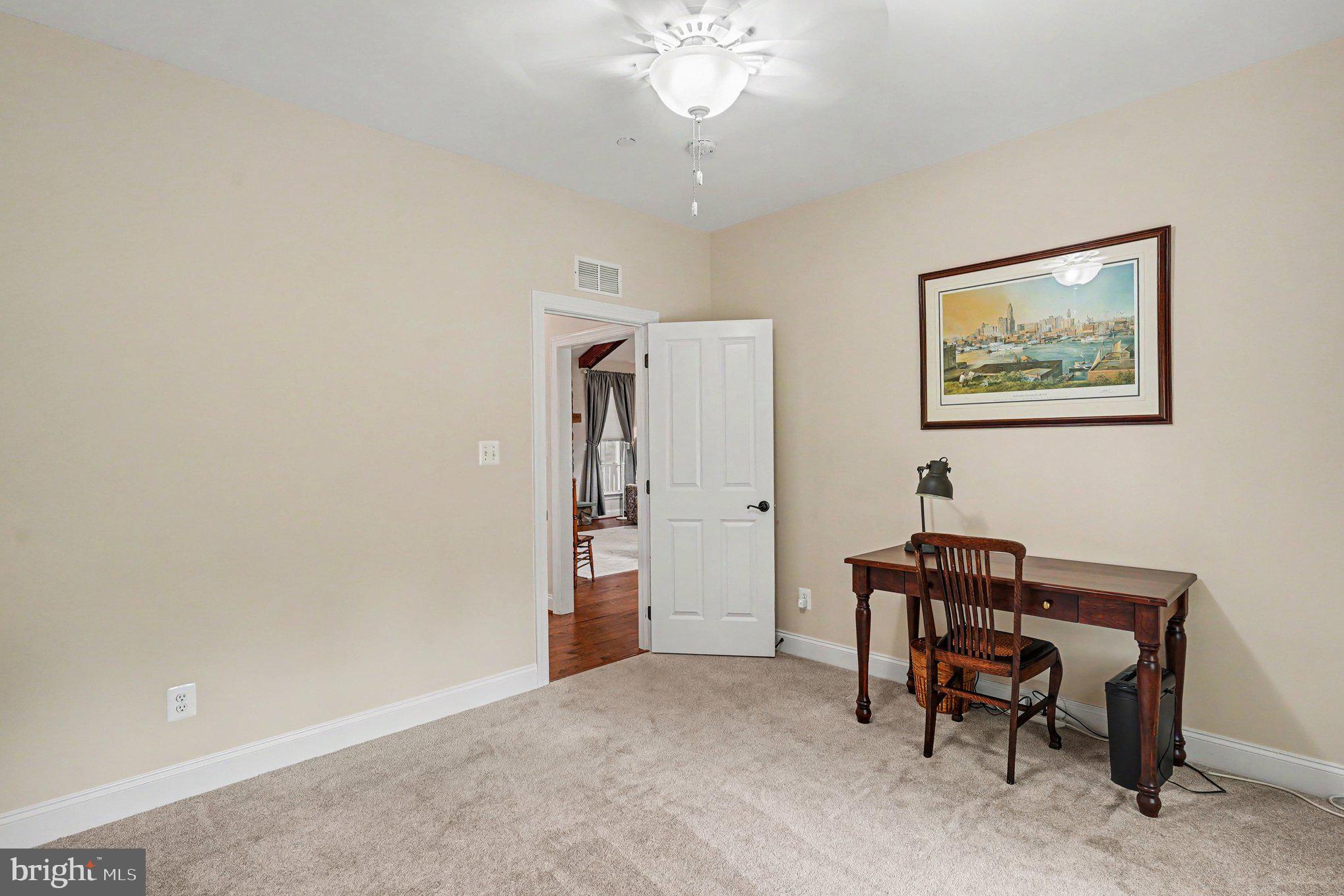 AINSLEY FOREST - Residential