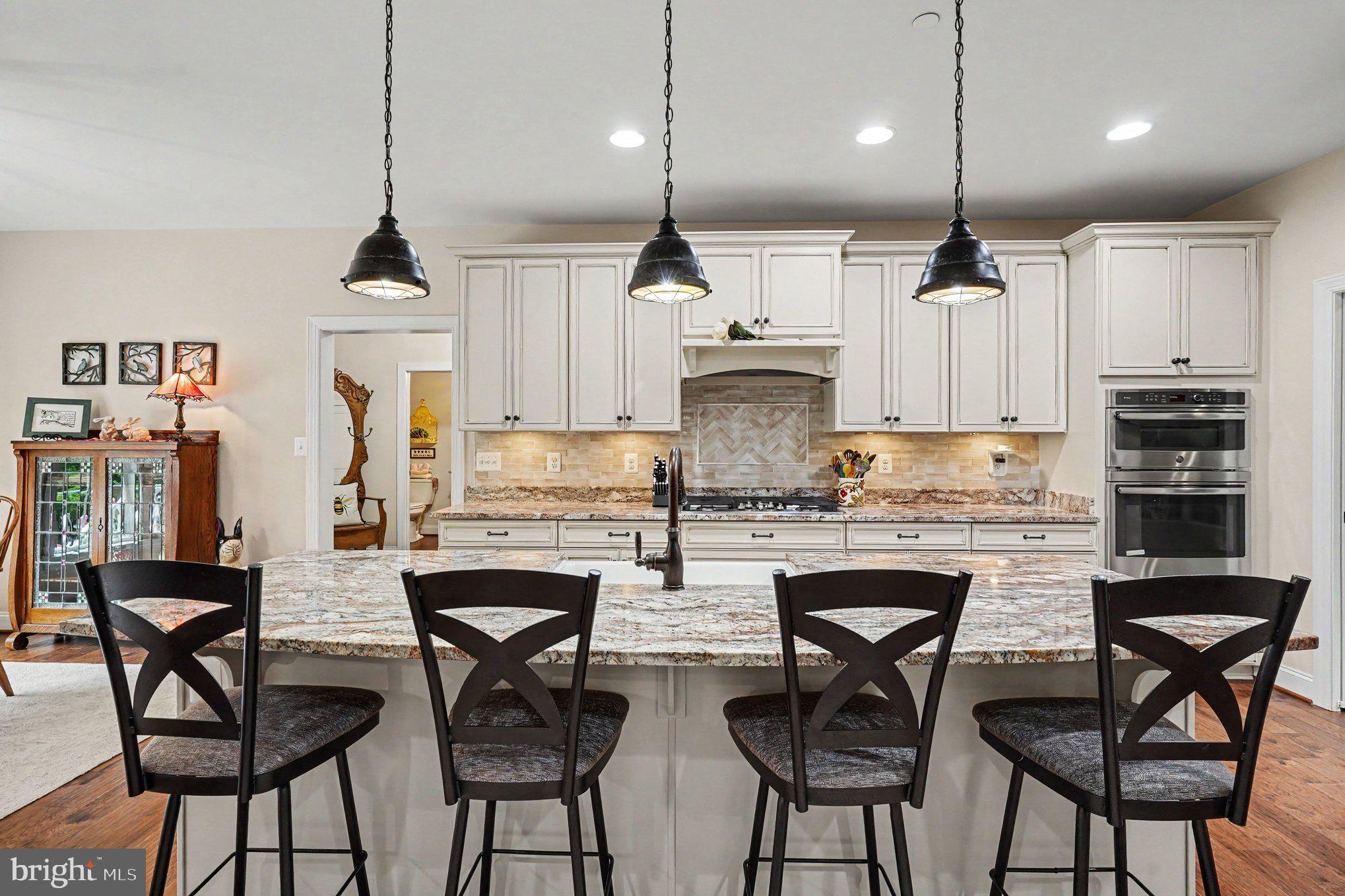 AINSLEY FOREST - Residential