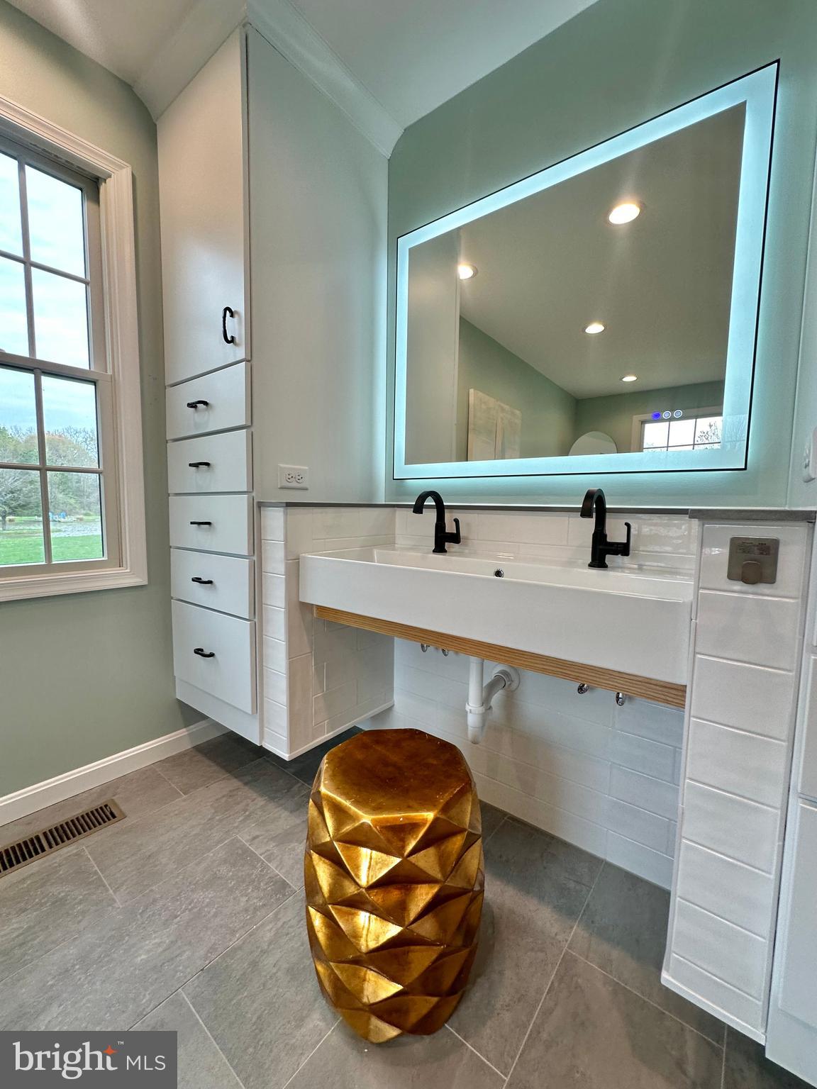 JACKS FIELD - Residential
