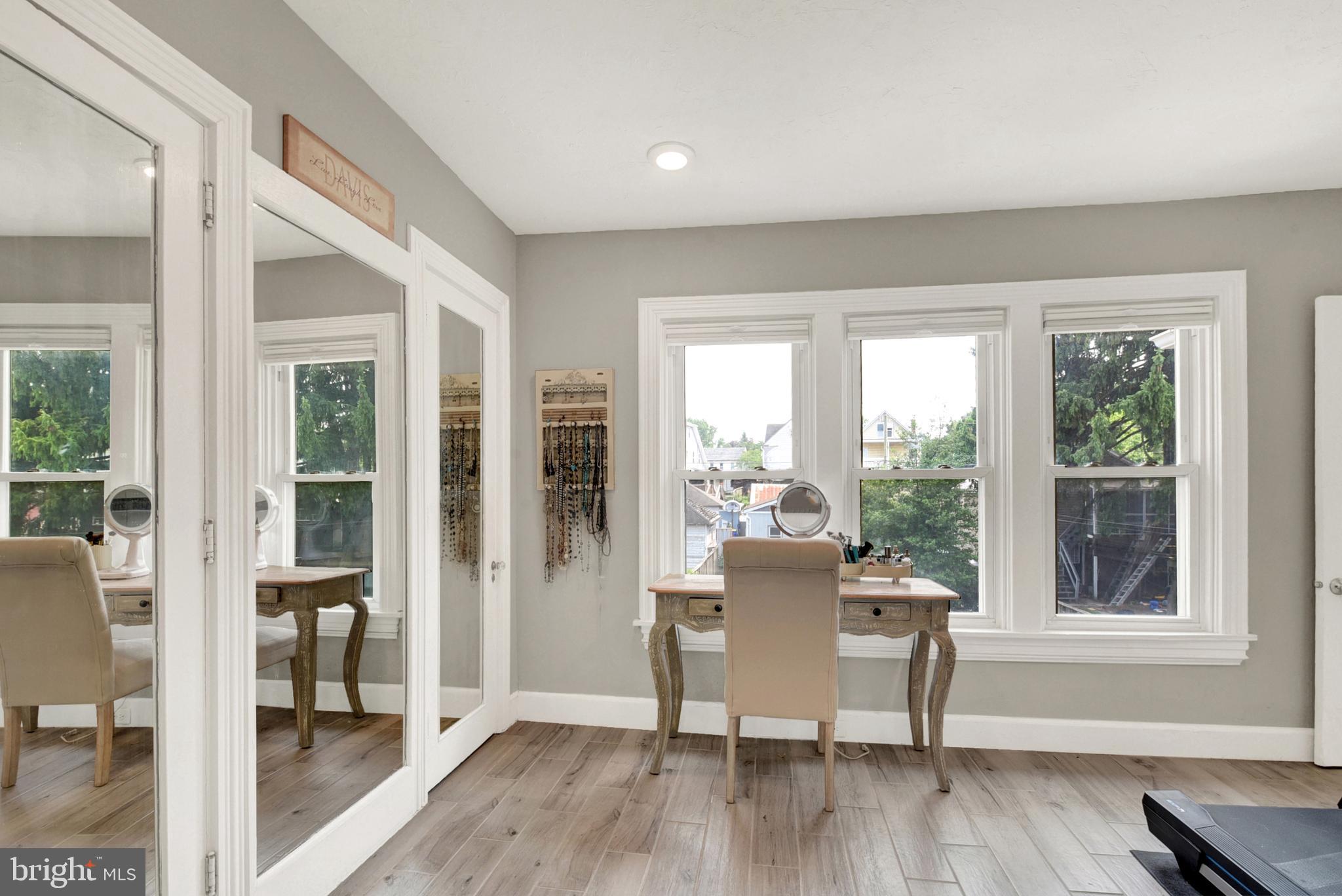 MECHANICSBURG BOROUGH - Residential