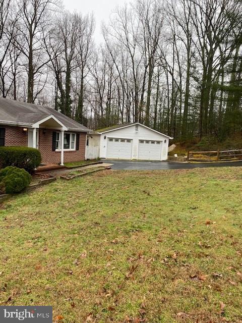 This solid built home is perfect for someone looking to enjoy the lifestyles and benefits that Calvert County has to afford! Great place to call home, centrally located in north Calvert for easy commutes to WDC, Annapolis/Baltimore or all of southern Maryland. Seller is selling home AS-IS but home has been well cared for with original owners Pride Of Ownership! Move in ready and begin your own updates as you wish. Some updates include fencing, vinyl siding, buried oil tank and flue liners (SMO Oil Maintenance plan since 1975),  Septic tank replacement, toilets and various faucets updates (Paul Hayden & Sons Plumbing), kitchen appliances, 3/4" hardwood flooring, breakfast bar island (by Beautiful Kitchens). Take a look at how easy it would be to live at Pleasant Valley in Sunderland Maryland.