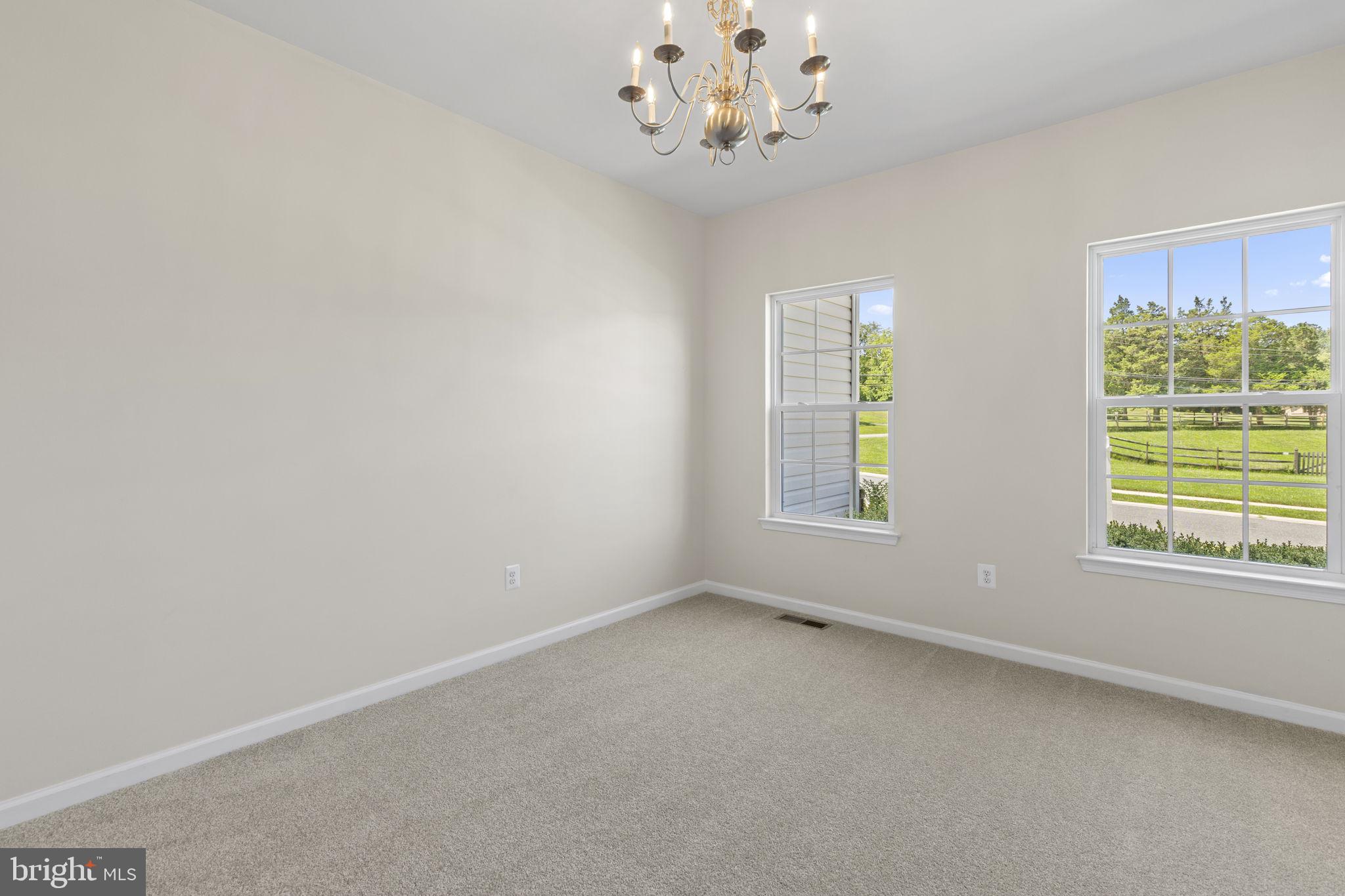 ABINGDON MANOR POINT - Residential