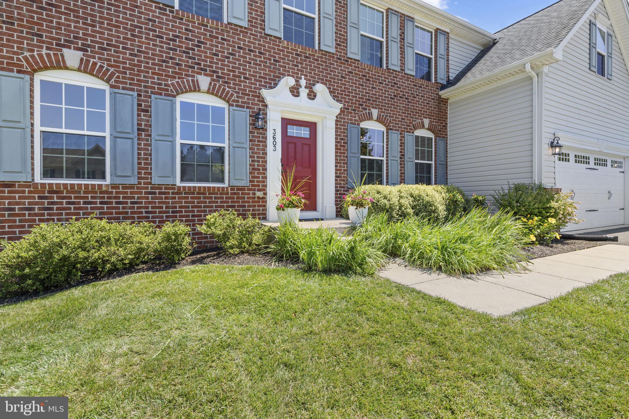 ABINGDON MANOR POINT - Residential