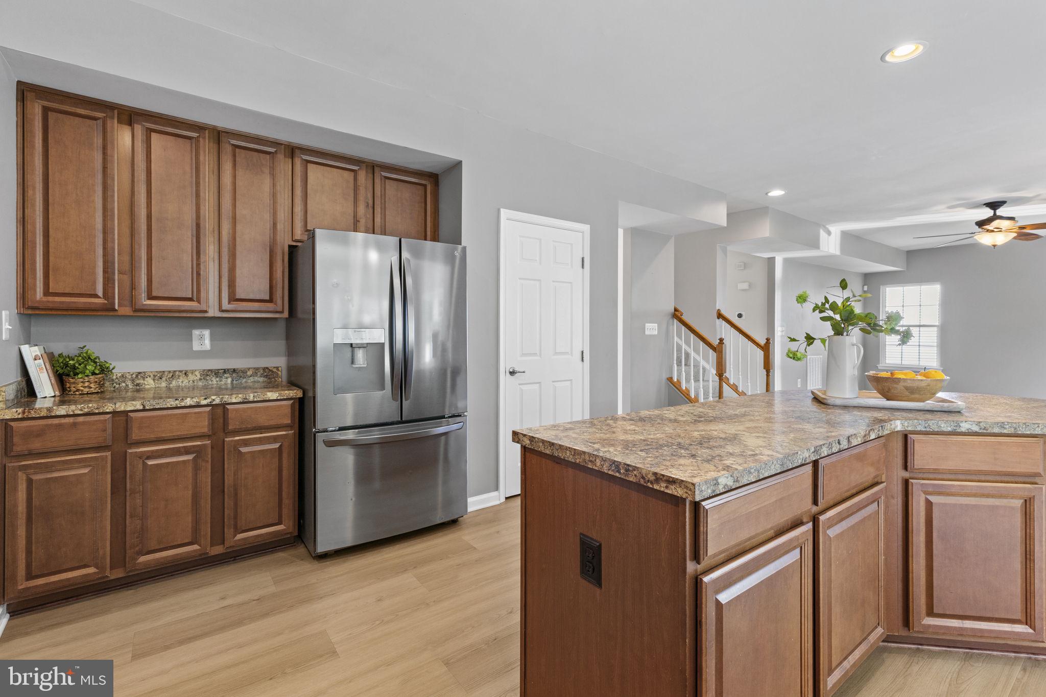 ABINGDON MANOR POINT - Residential