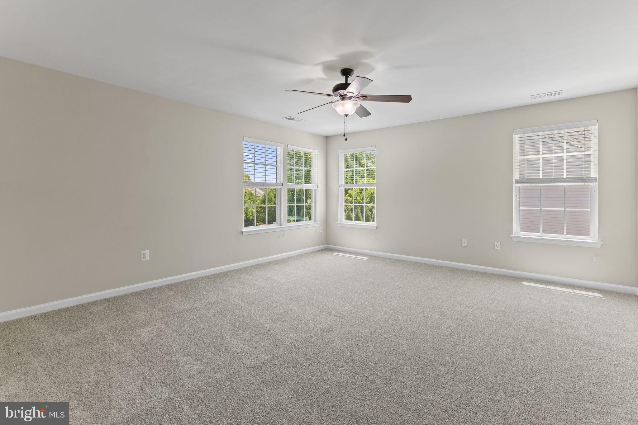 ABINGDON MANOR POINT - Residential