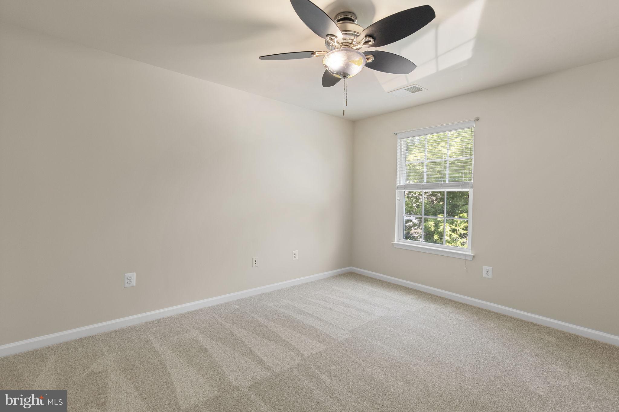 ABINGDON MANOR POINT - Residential