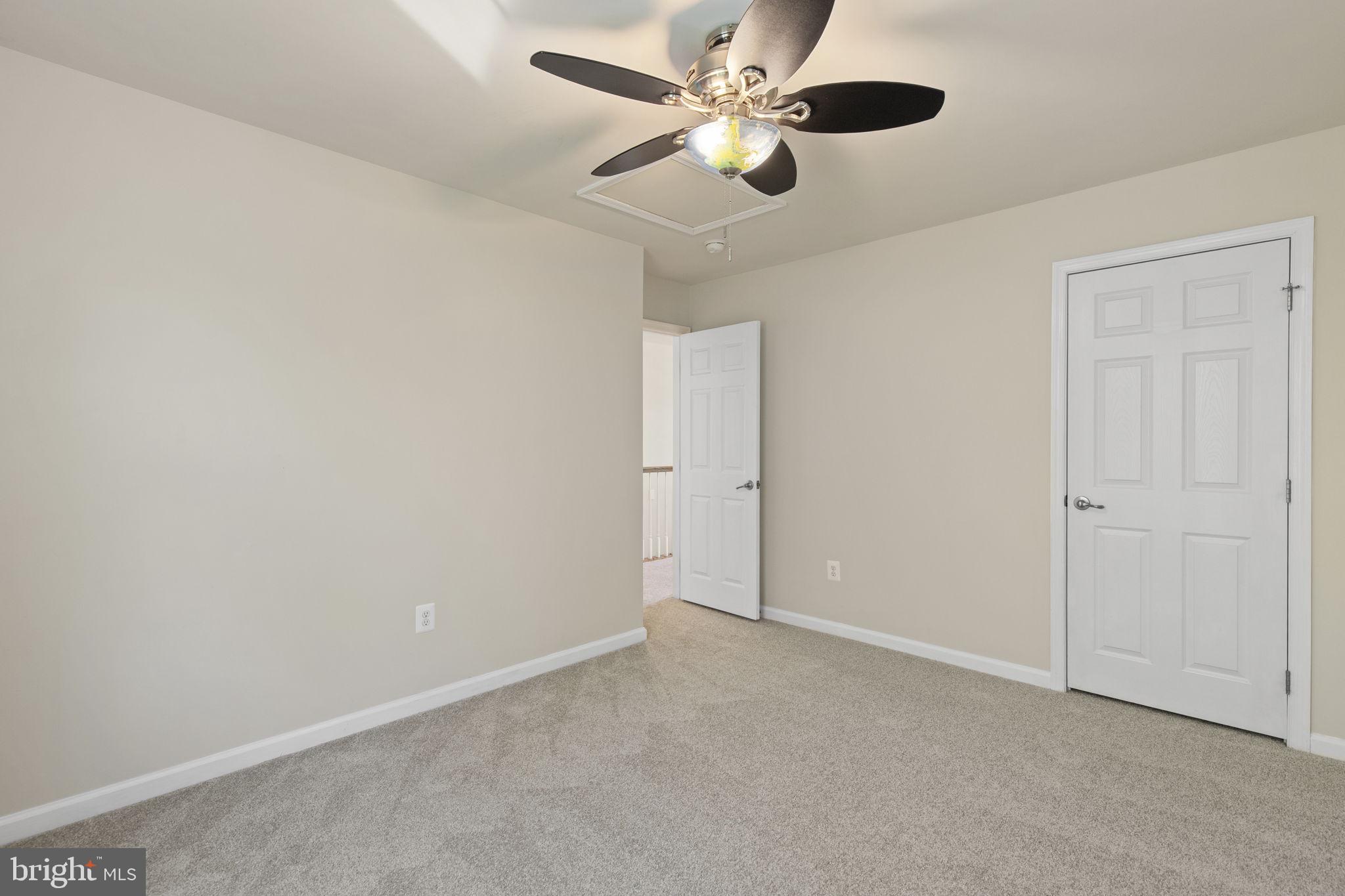 ABINGDON MANOR POINT - Residential