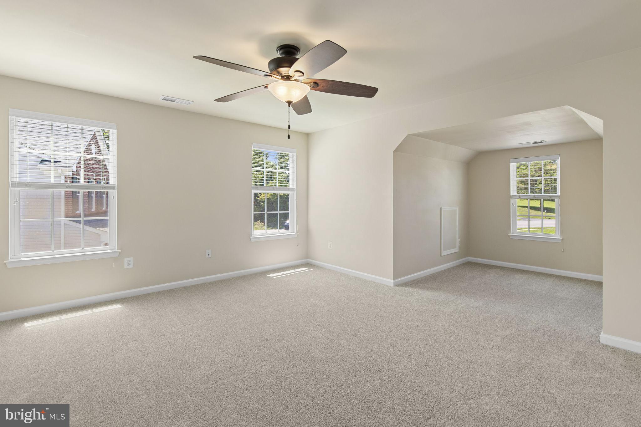 ABINGDON MANOR POINT - Residential
