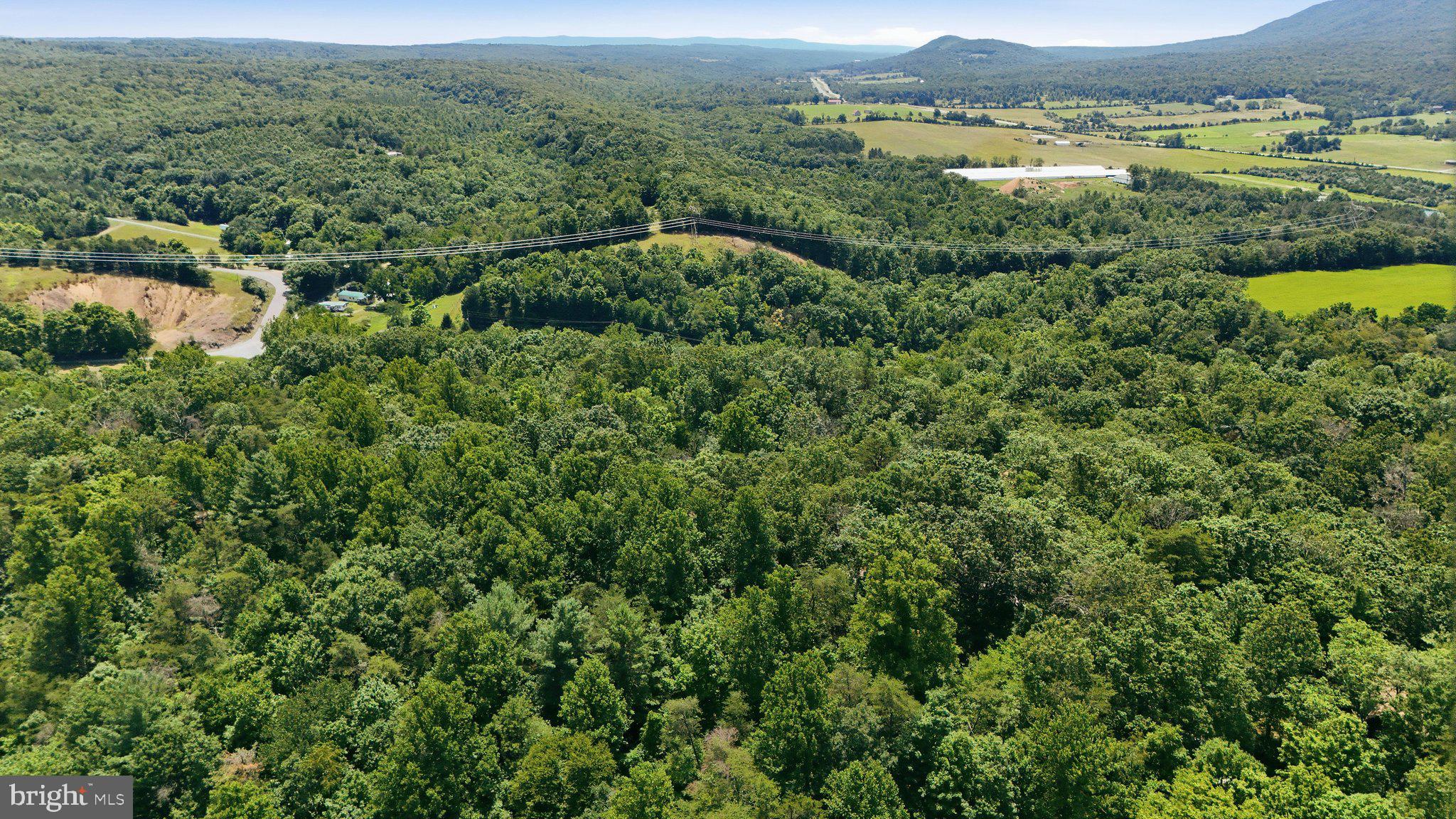 BEAVER DAM WOODS - Residential