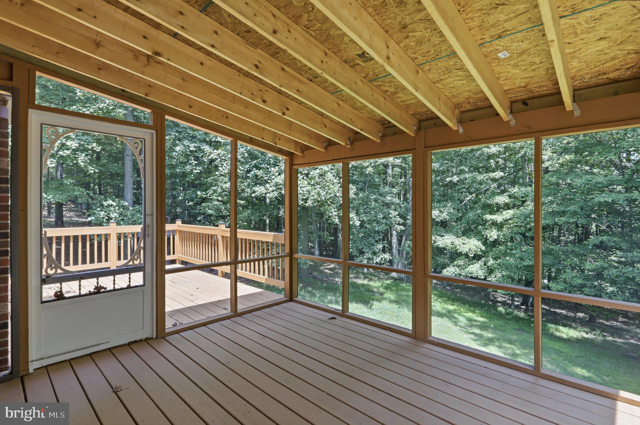 BEAVER DAM WOODS - Residential