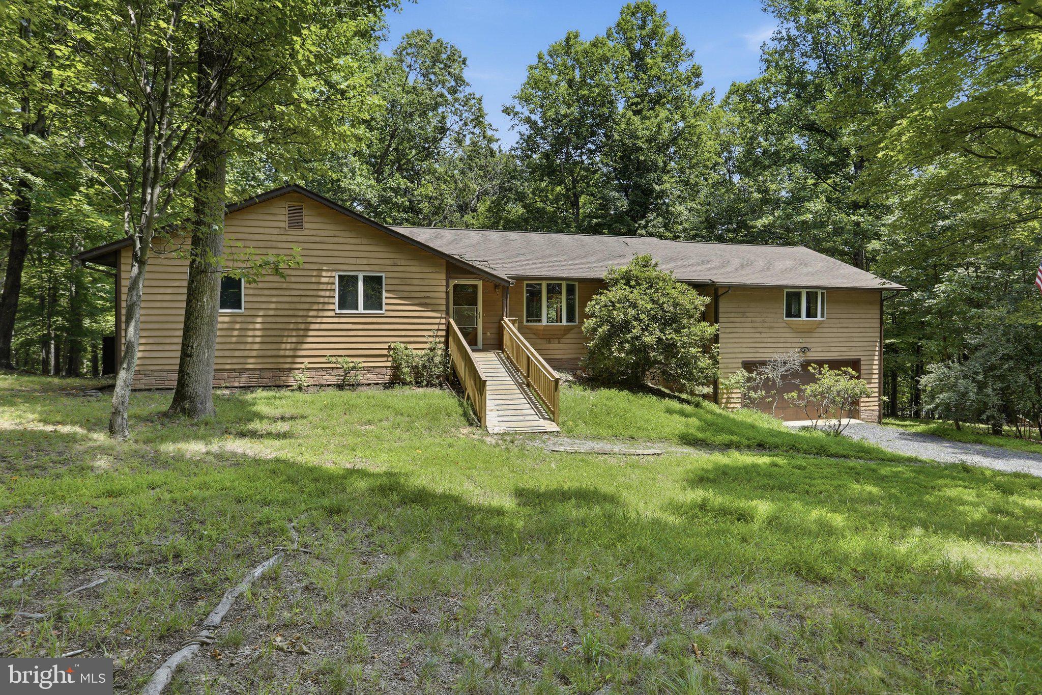 BEAVER DAM WOODS - Residential
