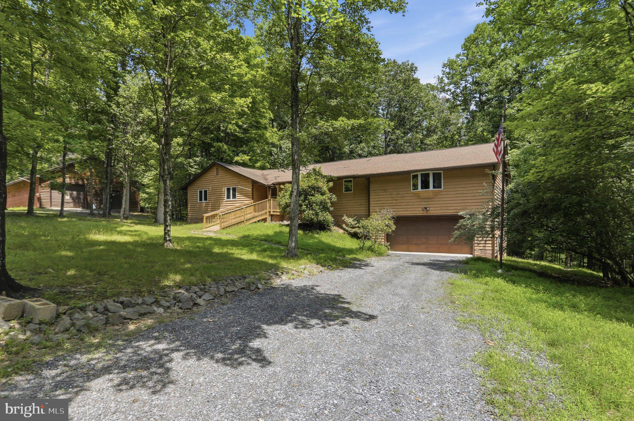 BEAVER DAM WOODS - Residential