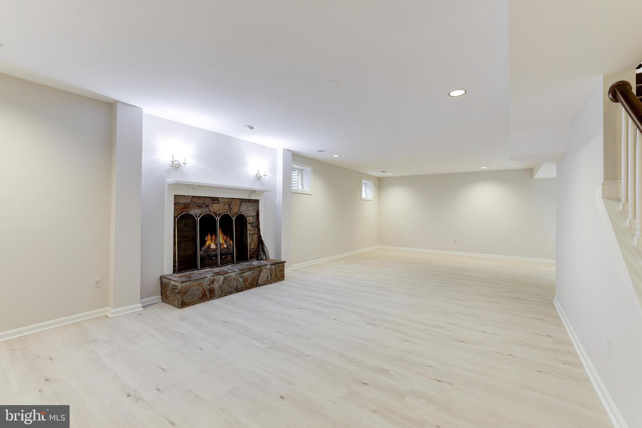TIMBERLY - Residential