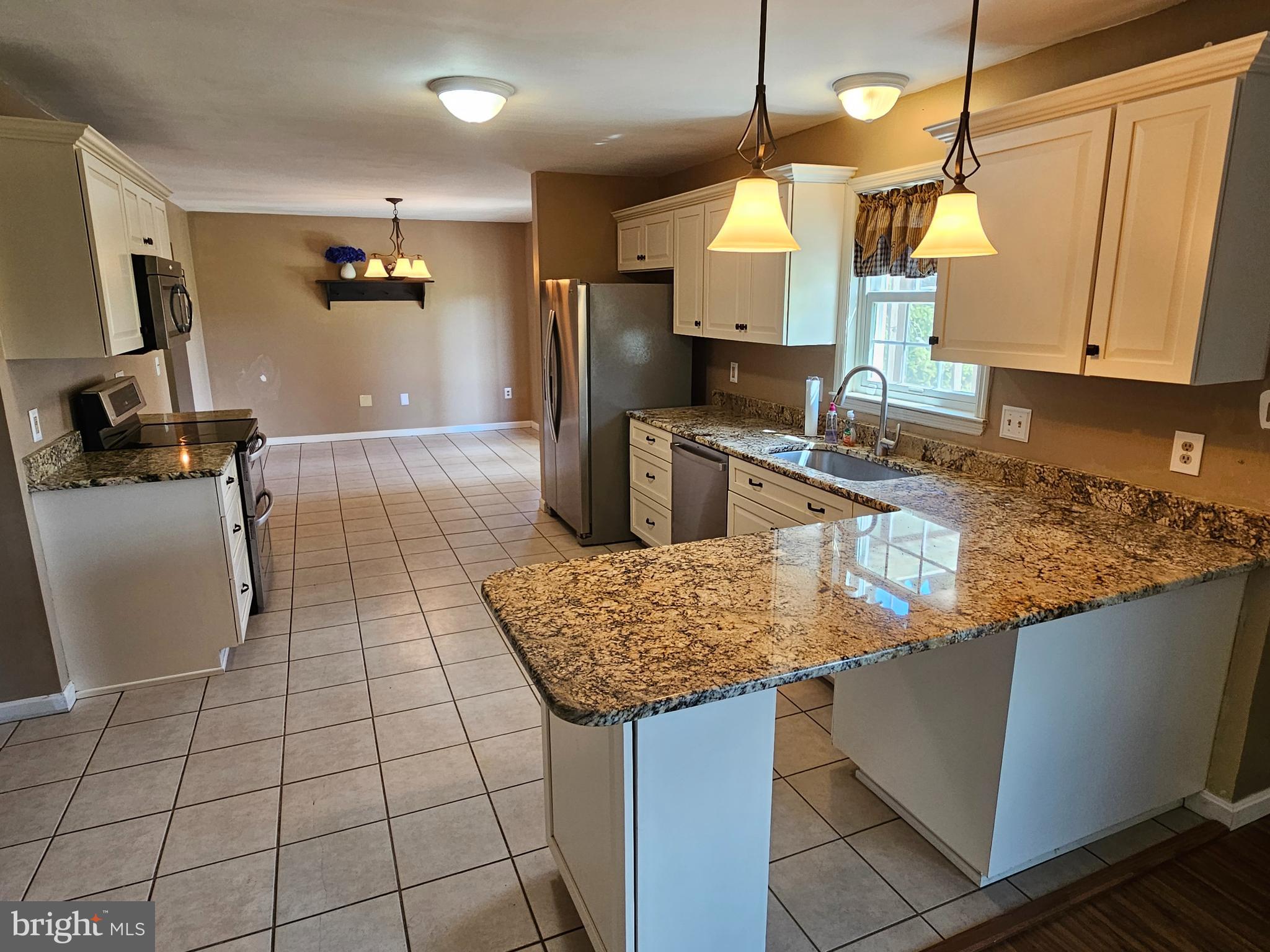 MILLSTREAM VILLAGE - Residential