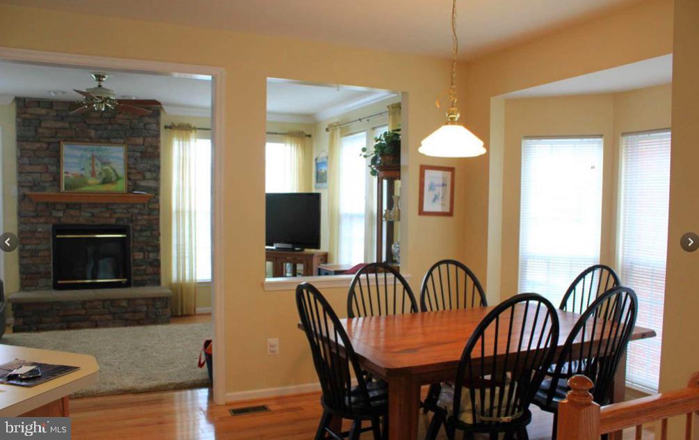 VILLAGES OF URBANA - Residential Lease
