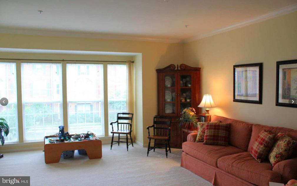 VILLAGES OF URBANA - Residential Lease
