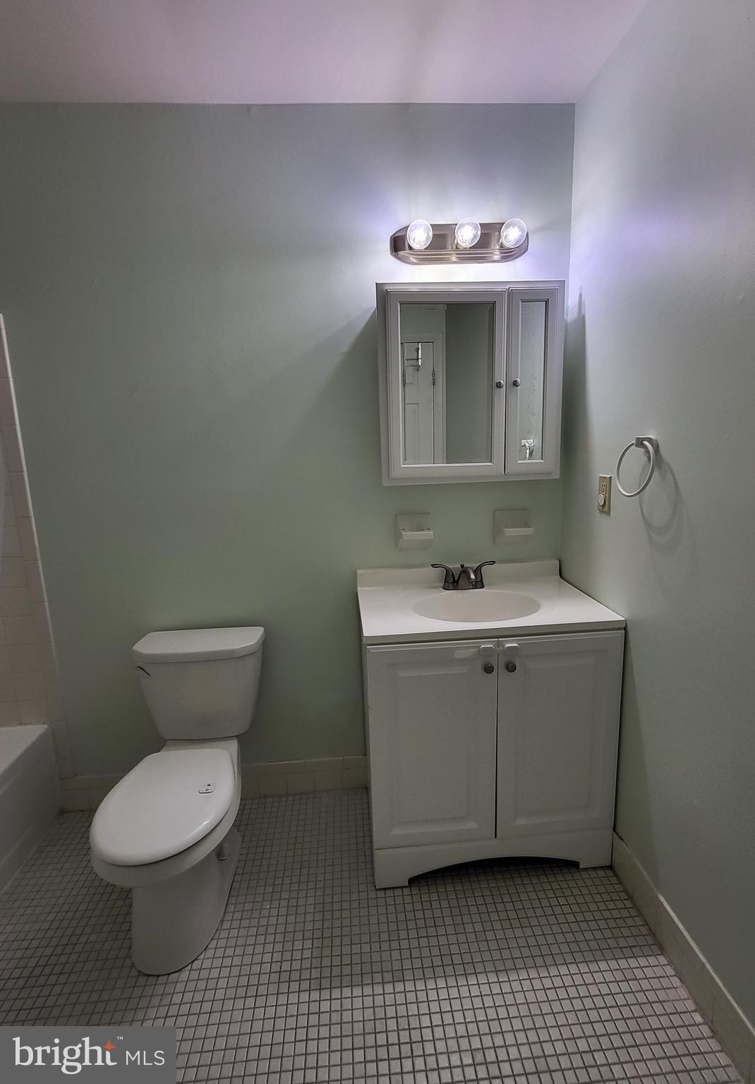 VALLEYBROOK - Residential Lease