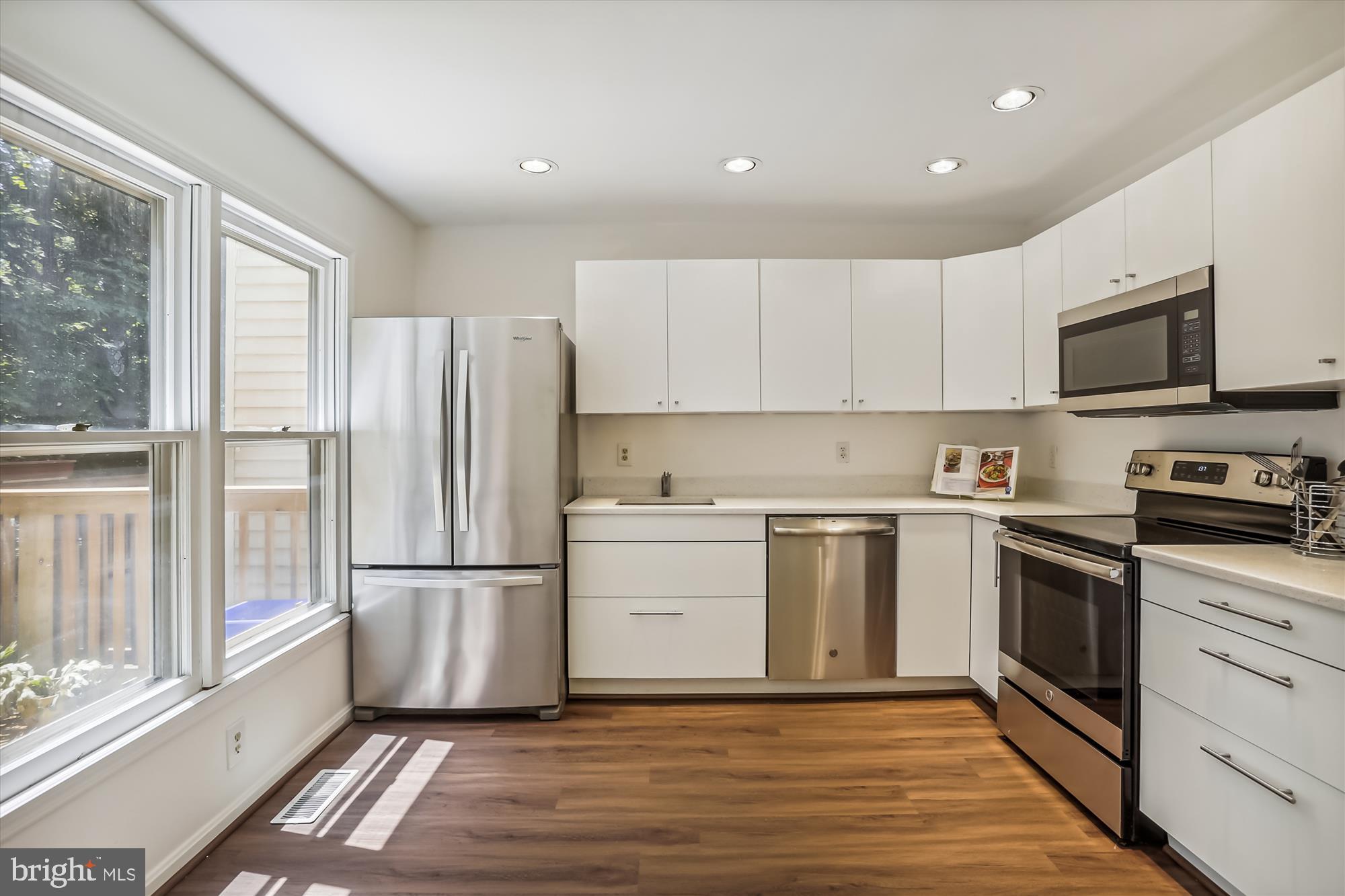 TIMBERLAWN - Residential