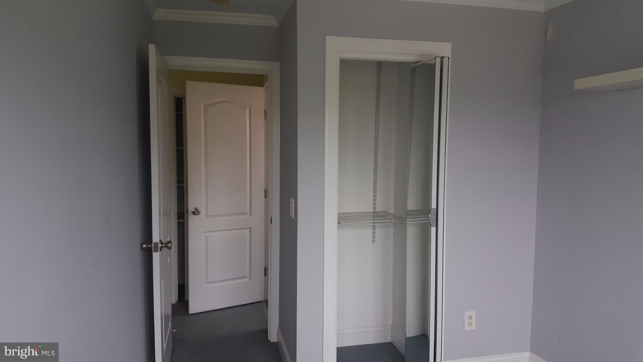 MERRITT HOMES - Residential