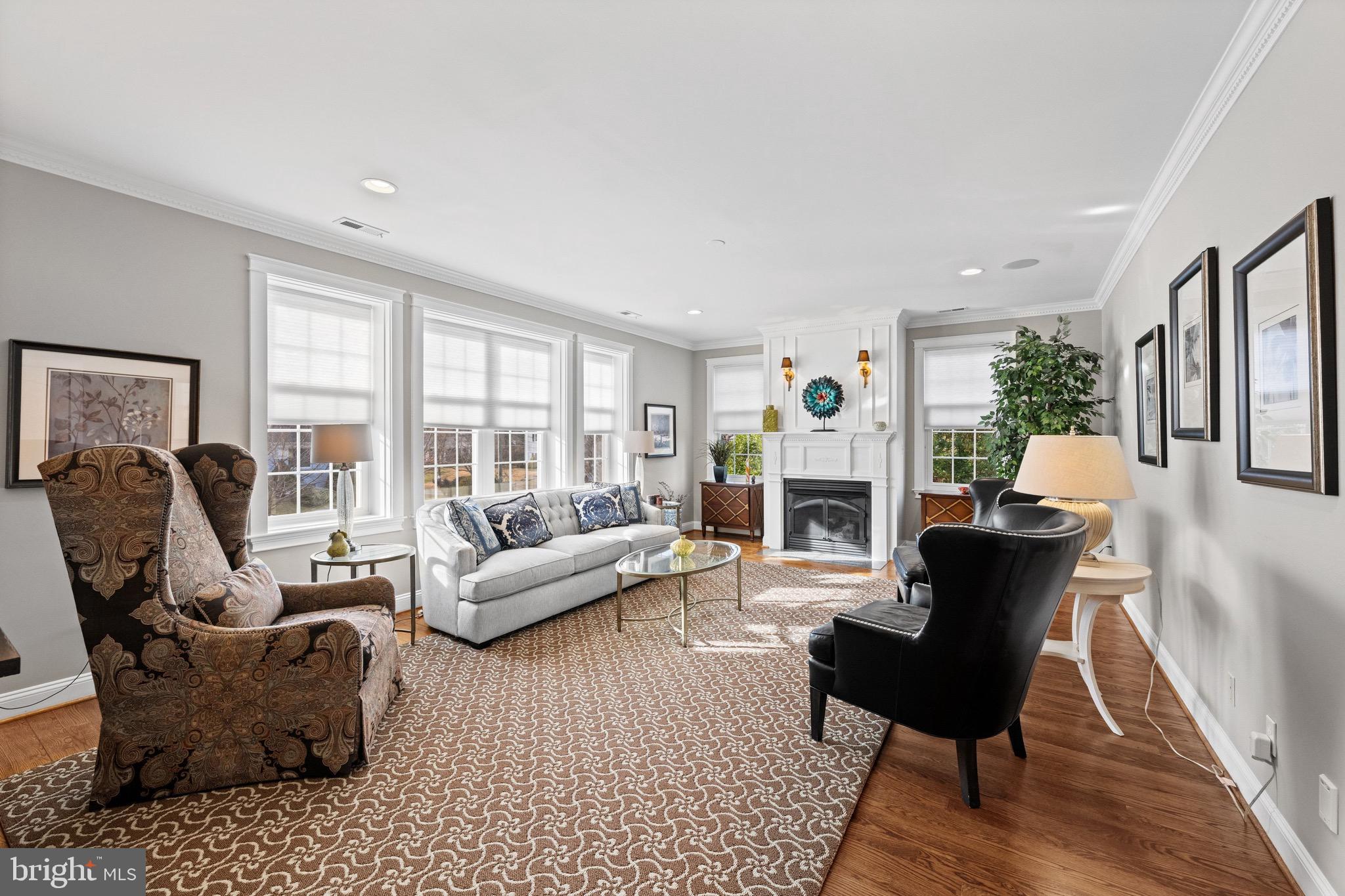 HAWTHORNE - Residential