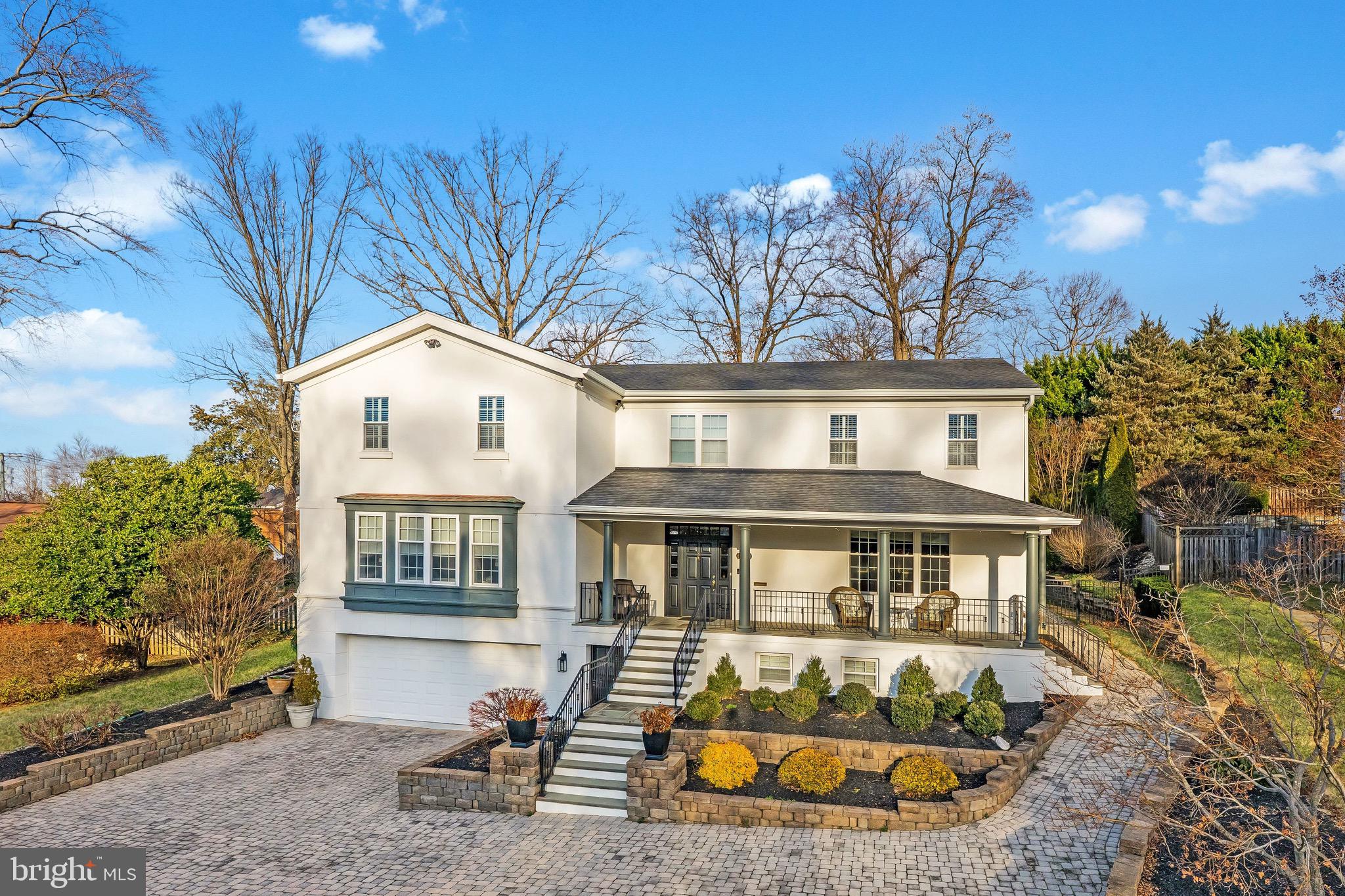 HAWTHORNE - Residential