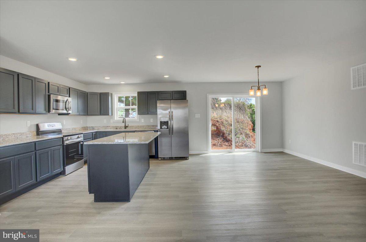 ANTIETAM COMMONS - Residential