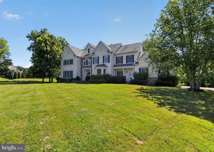 THE ENCLAVE - Residential