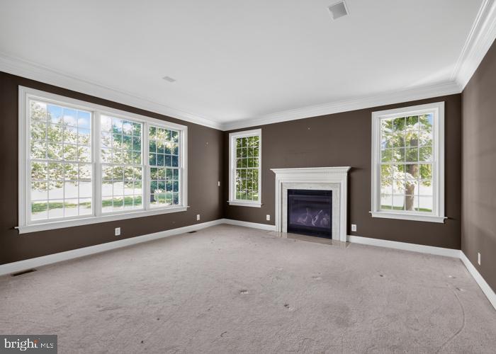 THE ENCLAVE - Residential
