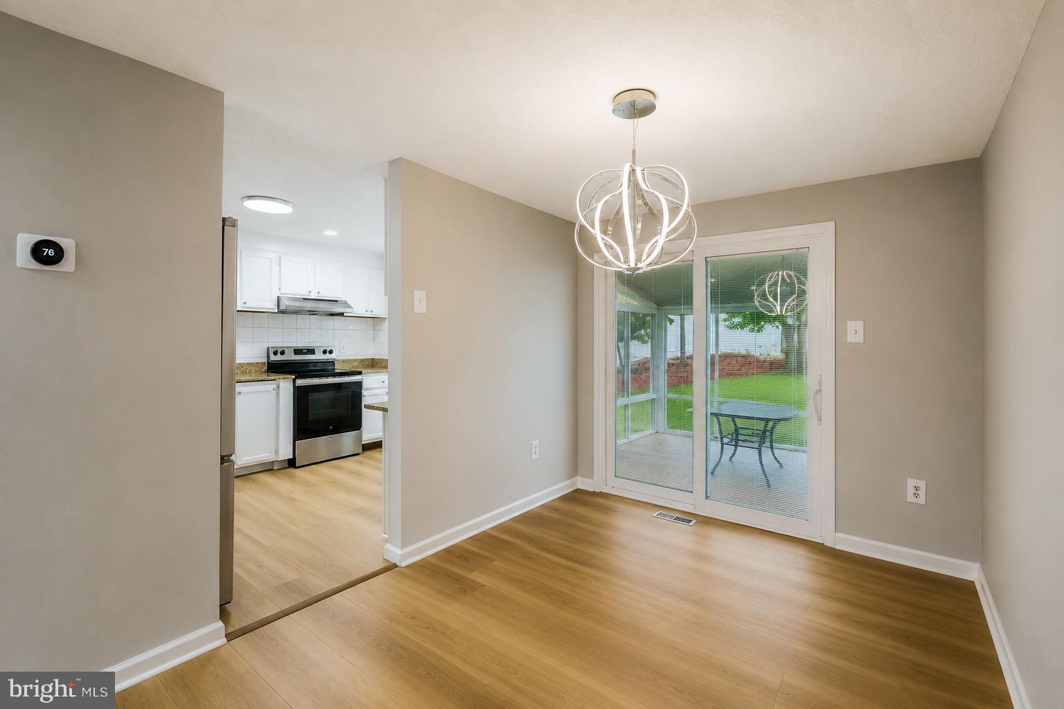 WOODBRIDGE VALLEY - Residential