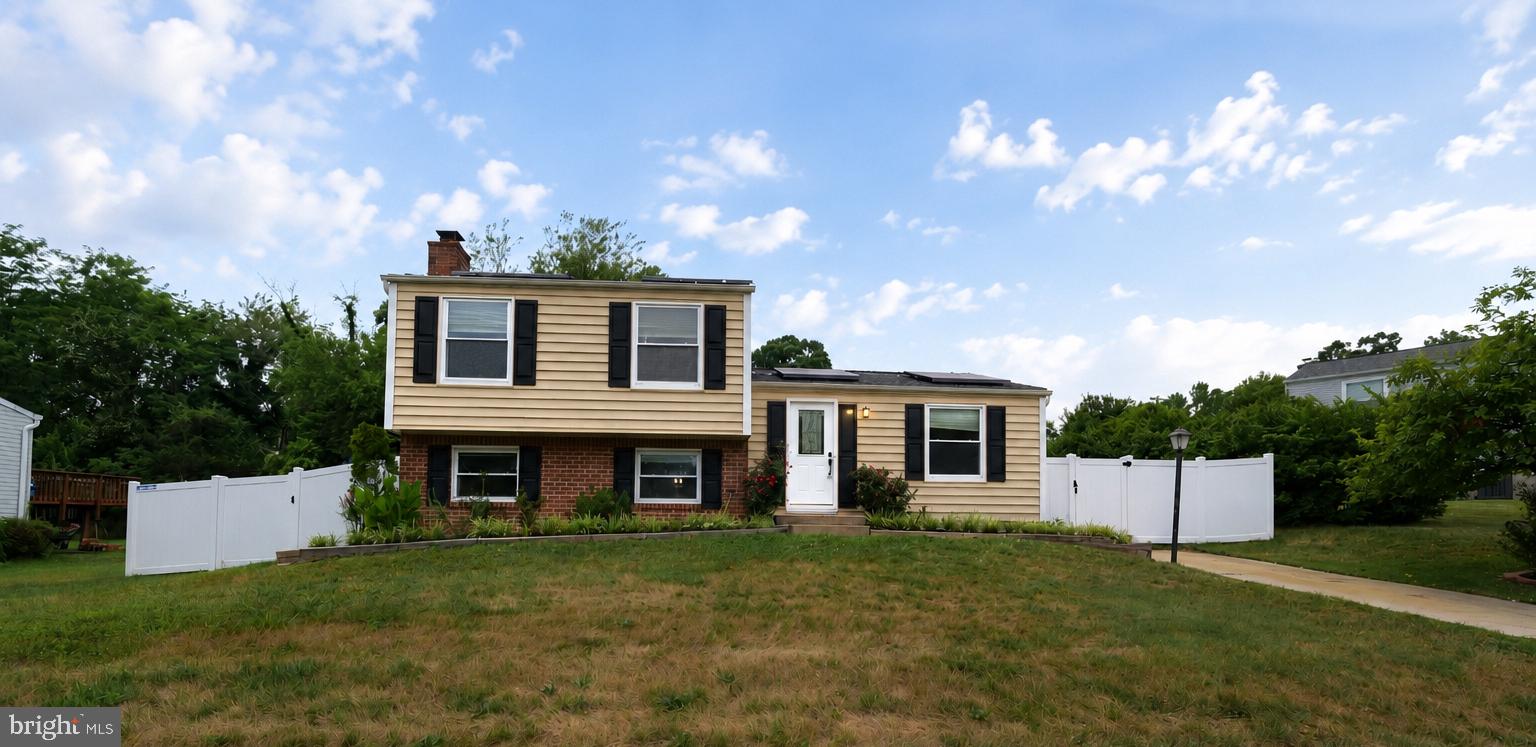 WOODBRIDGE VALLEY - Residential