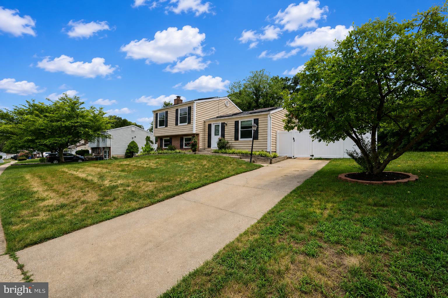 WOODBRIDGE VALLEY - Residential