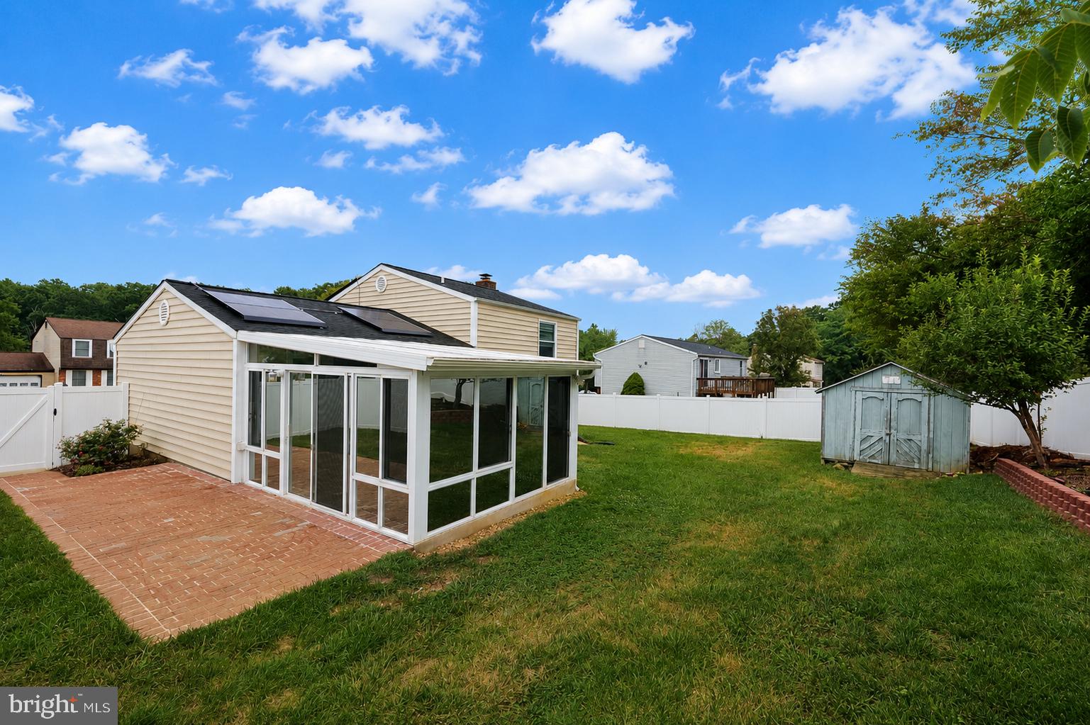 WOODBRIDGE VALLEY - Residential