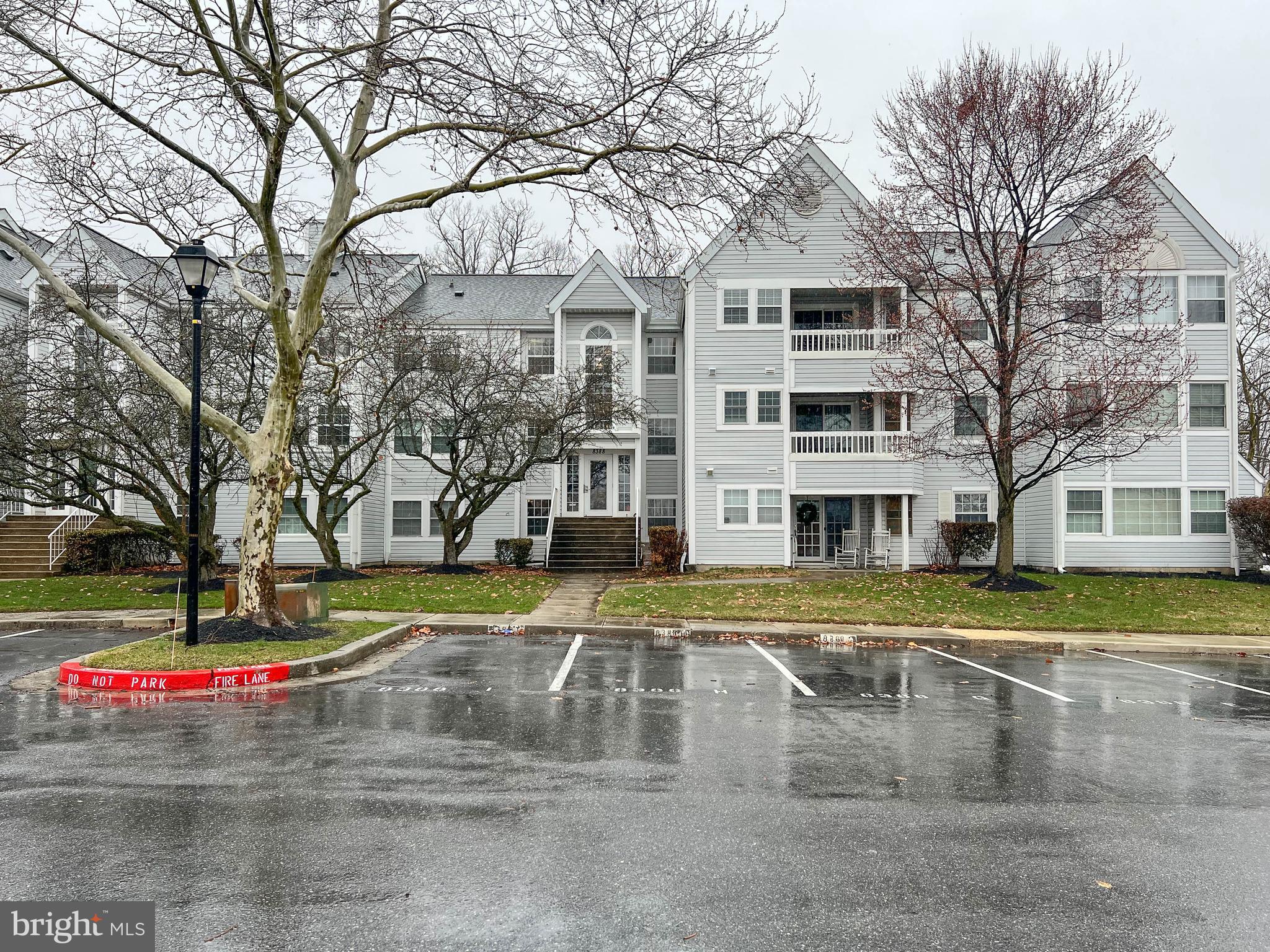 VILLAGE OF MONTGOMERY RUN - Residential