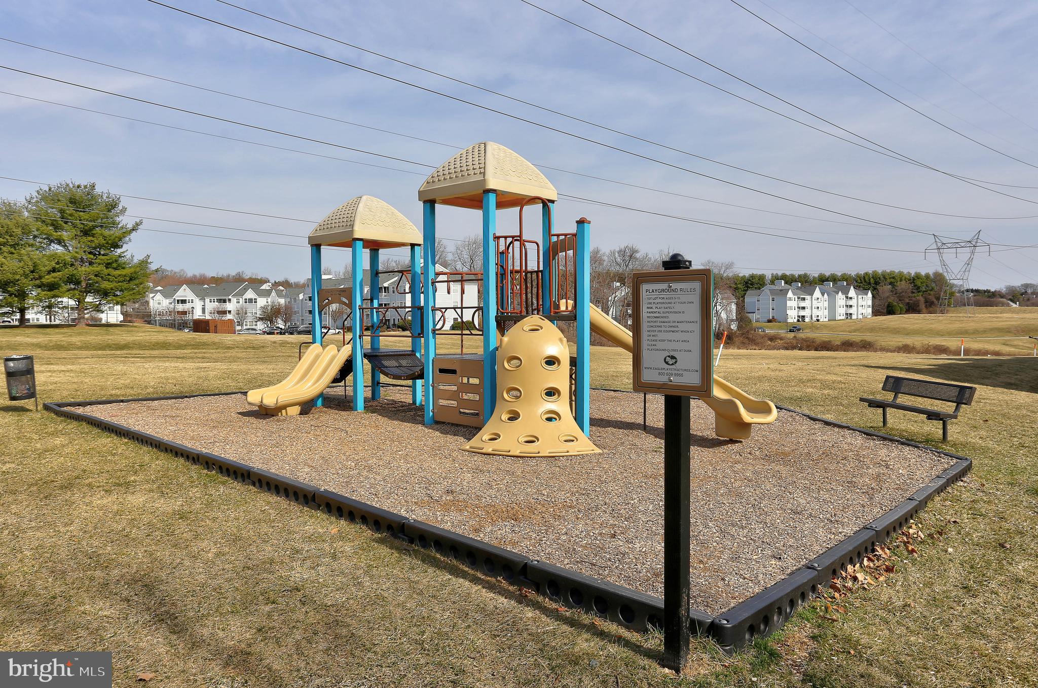 VILLAGE OF MONTGOMERY RUN - Residential