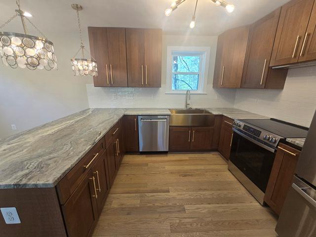 ROBLEE ACRES - Residential