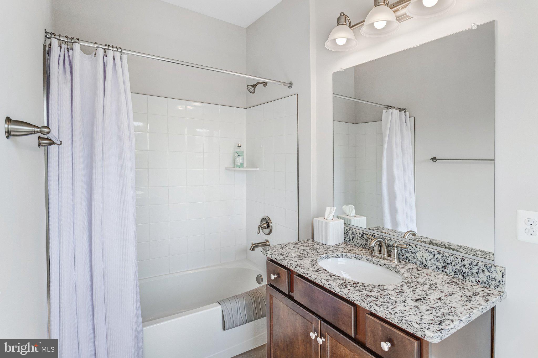 LAUREL HILLS CROSSING - Residential