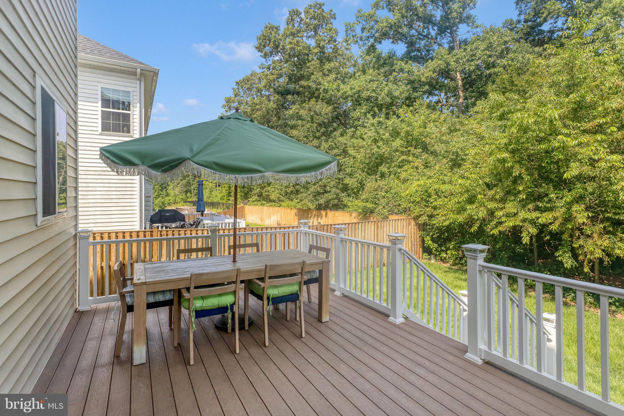 LAUREL HILLS CROSSING - Residential